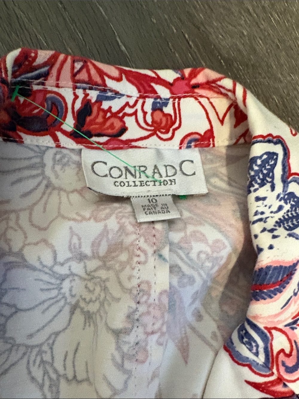 White Floral Zip-Front Blazer with Red and Navy Print - Picture 3 of 9